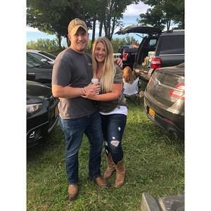 Meet your Posher, Garrett